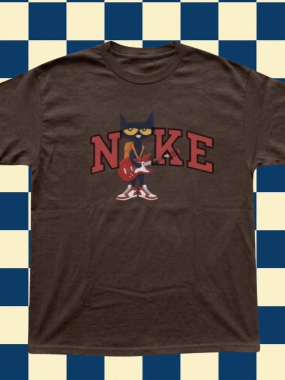 Gildan Brown Short-Sleeve Tee with Red Graphic Cat Guitar